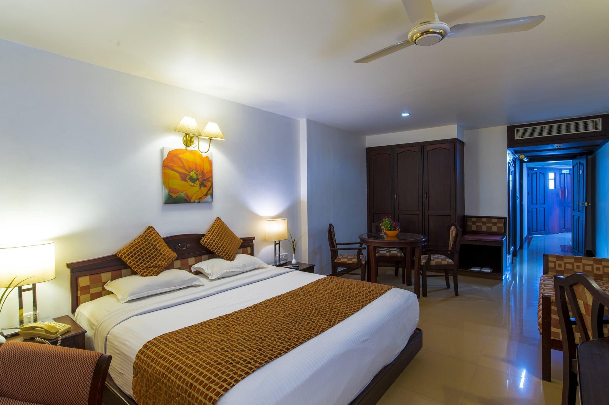 Golf View Hotels & Suites Nedumbassery Eksteriør billede