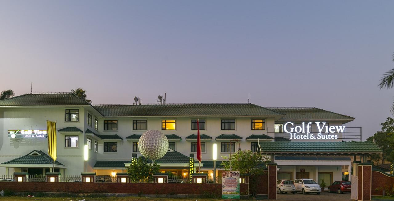 Golf View Hotels & Suites Nedumbassery Eksteriør billede